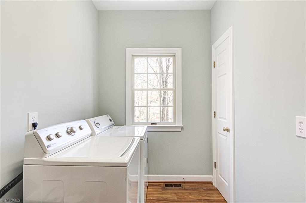 4511 Calabria Court High Point, NC 27265 - Photo 25 of 40 Laundry room