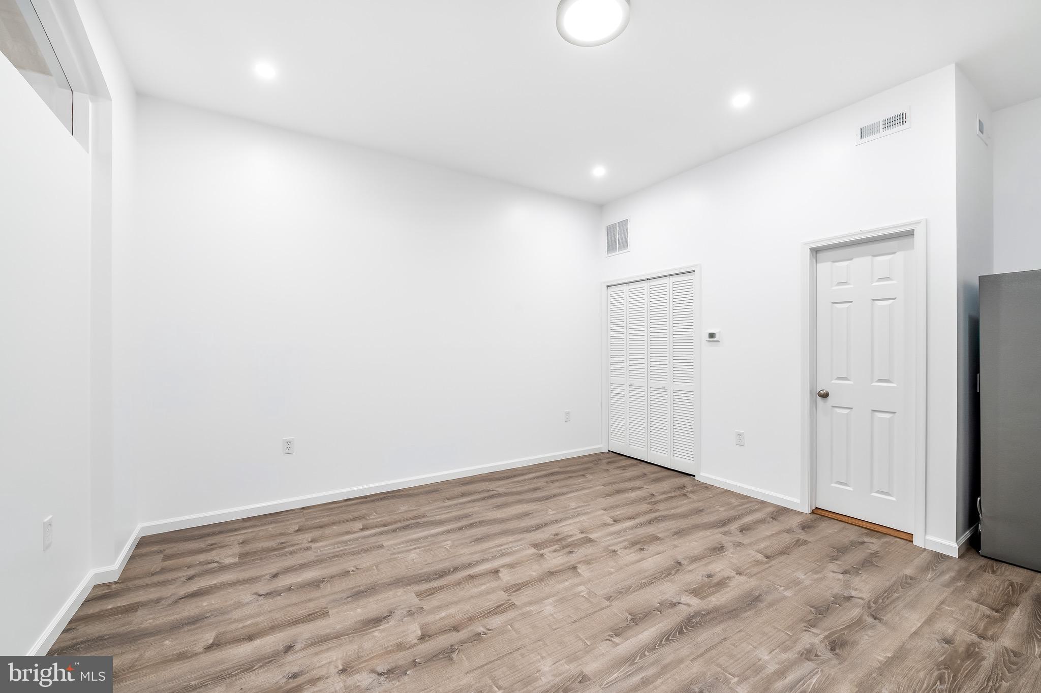 665 Washington Boulevard Baltimore, MD 21230 - Photo 8 of 21 a view of empty room