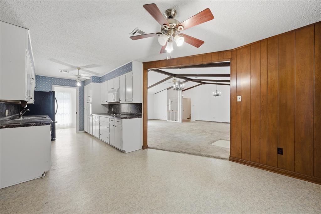 9321 Tree Lake Drive Waco, TX 76708 - Photo 5 of 22