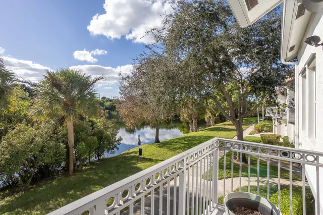 $3,500 | 2044 Alta Meadows Lane, Unit 1809, Delray Beach, FL 33444