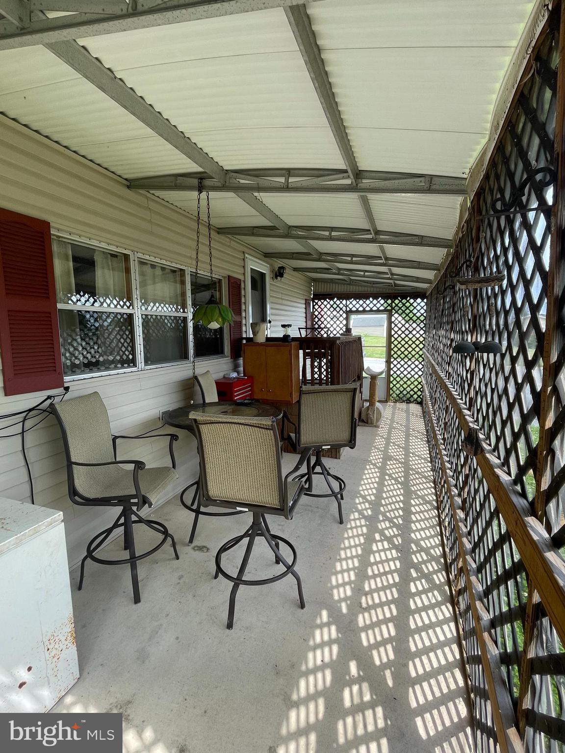 28 Ridgewood Manor Manheim, PA 17545 - Photo 2 of 29 covered porch