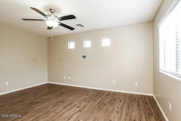 $2,070 | 7225 South 37th Glen, Phoenix, AZ 85041