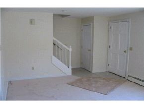 73 L Rockingham Road, Unit 1 Derry, NH 03038 - Photo 4 of 9