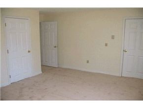 73 L Rockingham Road, Unit 1 Derry, NH 03038 - Photo 7 of 9