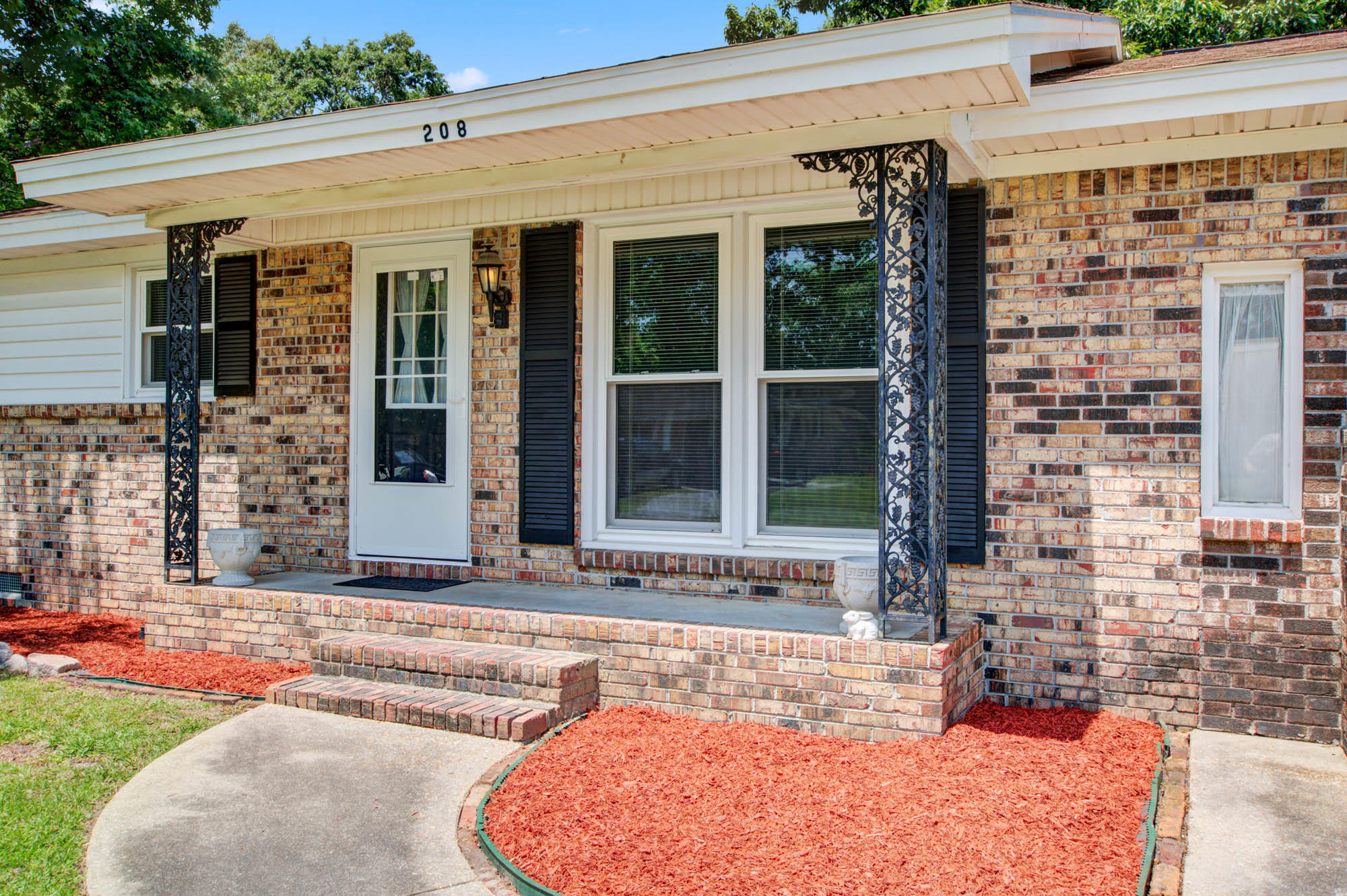 208 Farm Road Goose Creek, SC 29445 - Photo 1 of 27 208 Farm-CalSiglerPhotography (4)
