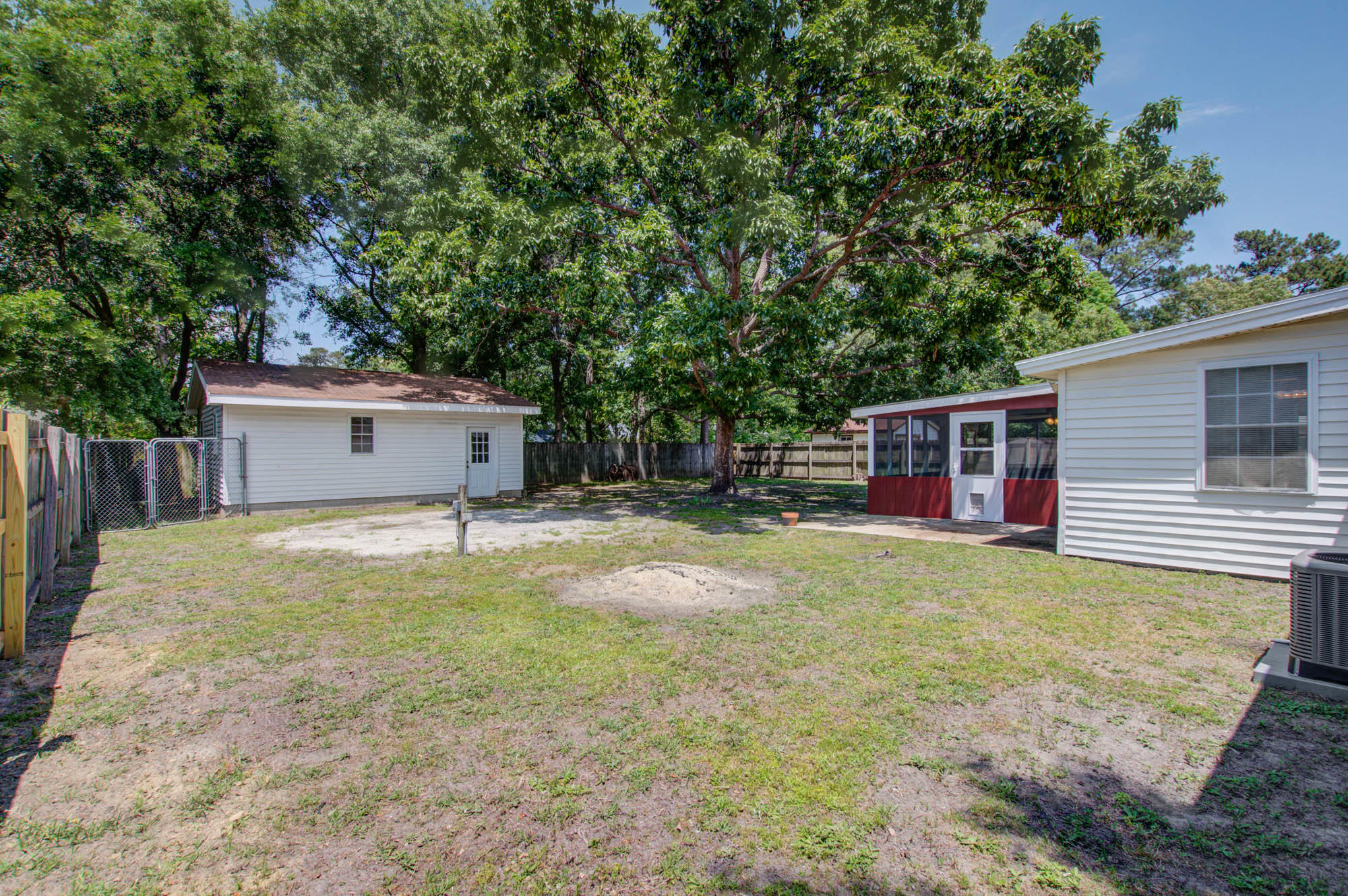 208 Farm Road Goose Creek, SC 29445 - Photo 27 of 27 208 Farm-CalSiglerPhotography (24)