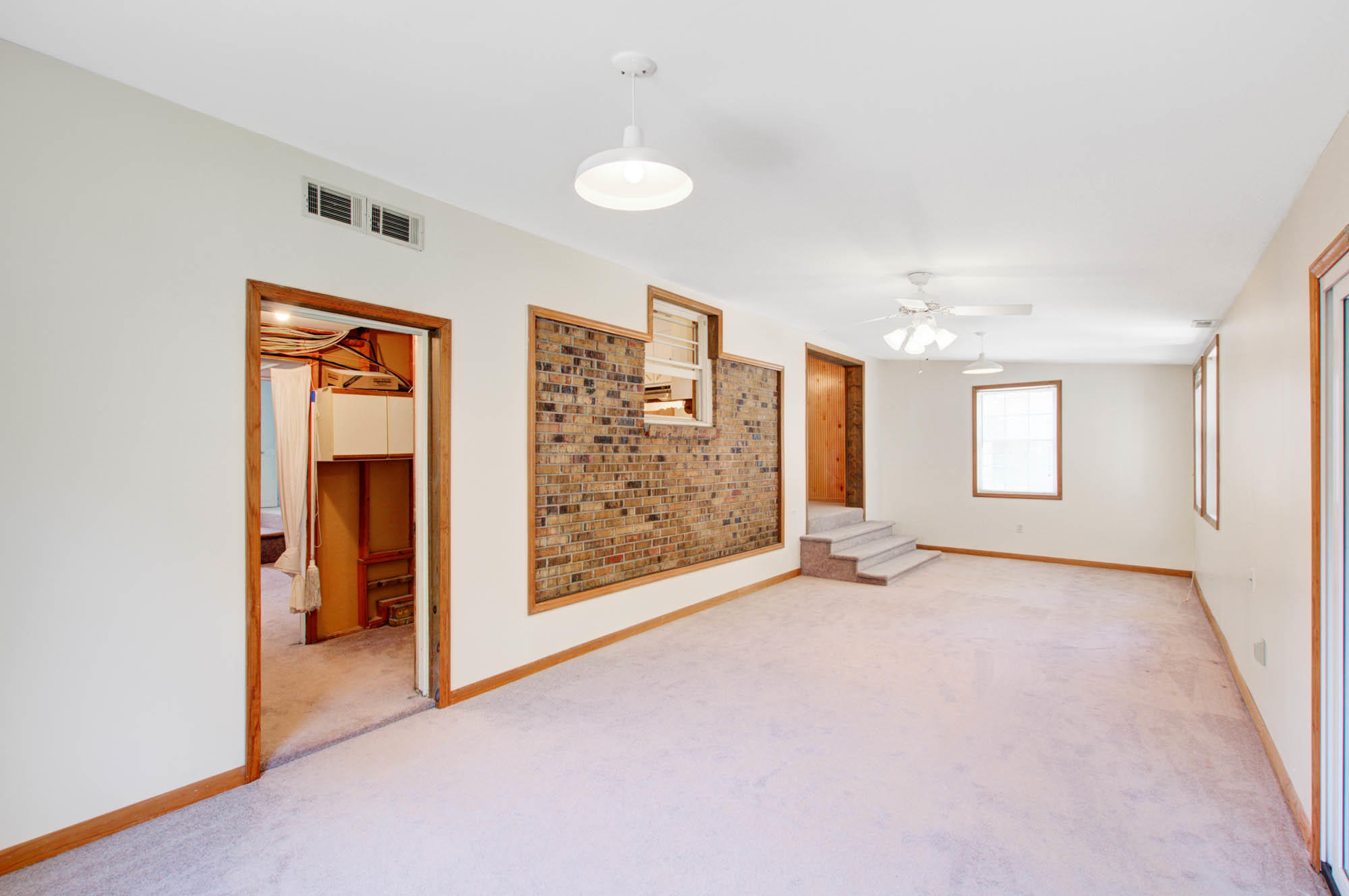208 Farm Road Goose Creek, SC 29445 - Photo 6 of 27 208 Farm-CalSiglerPhotography (21)