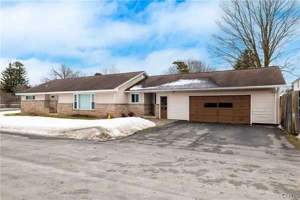 $379,900 | 1 Gerry Avenue, New Hartford, NY 13413