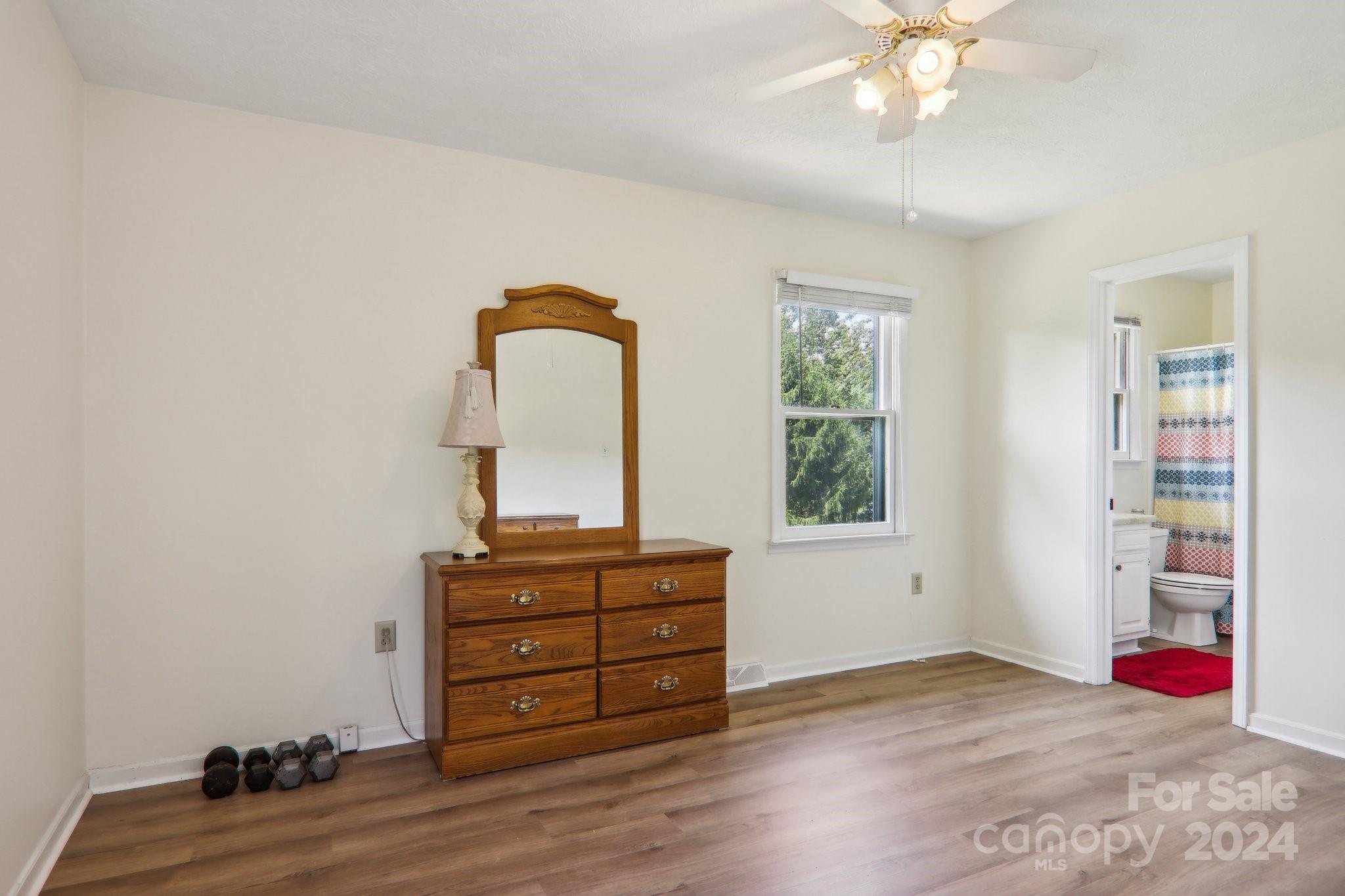 26 Melton Rd Extension Candler, NC 28715 - Photo 15 of 42 Gallery Image 15