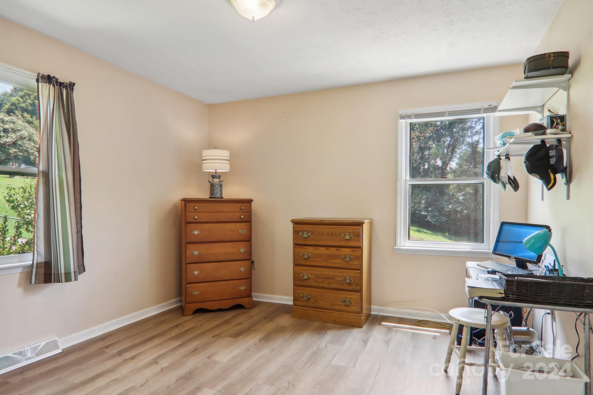 26 Melton Rd Extension Candler, NC 28715 - Photo 18 of 42 Gallery Image 18