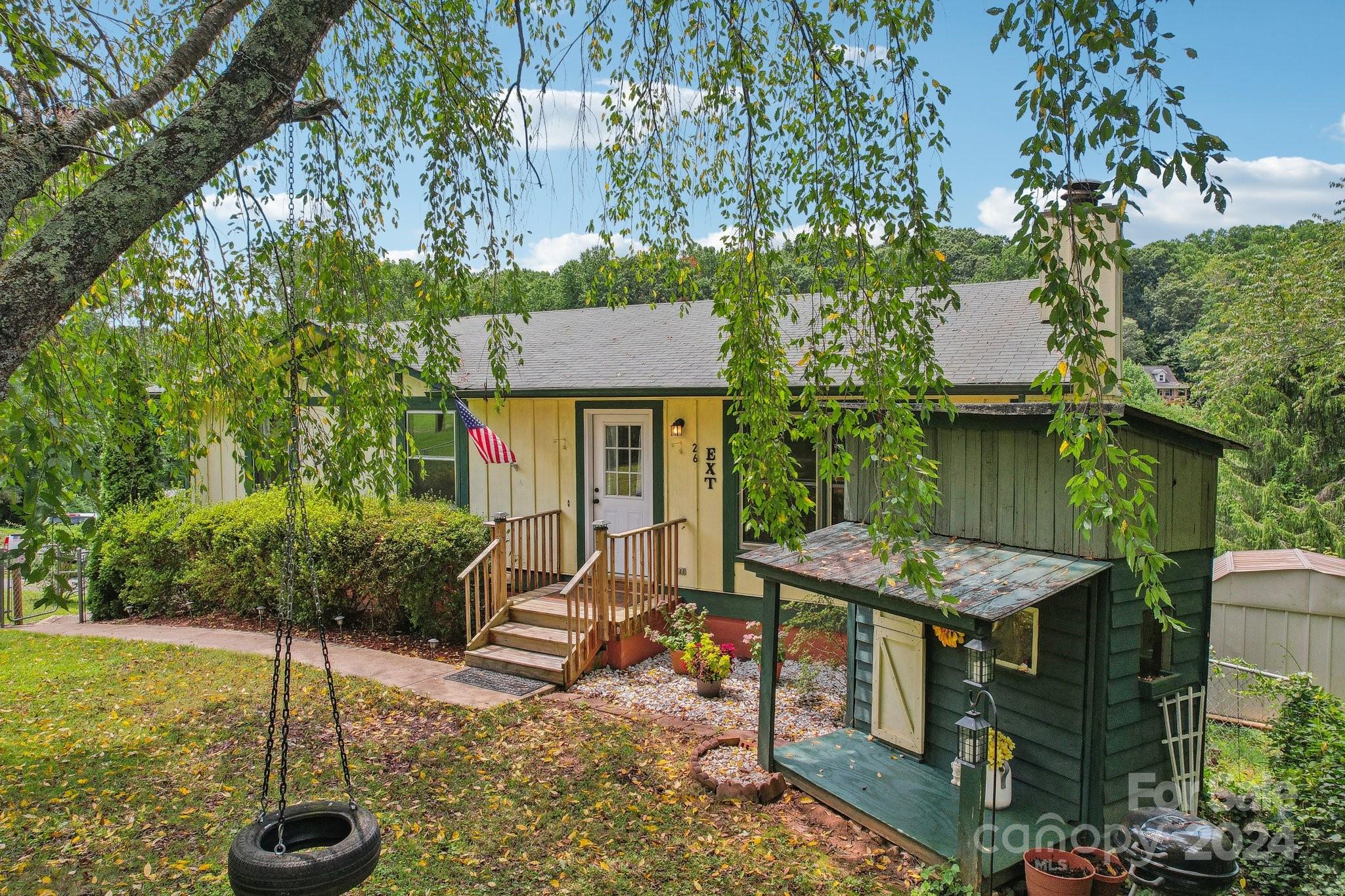 26 Melton Rd Extension Candler, NC 28715 - Photo 2 of 42 Gallery Image 2