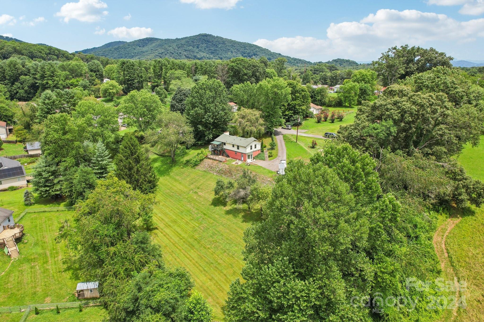 26 Melton Rd Extension Candler, NC 28715 - Photo 39 of 42 Gallery Image 39