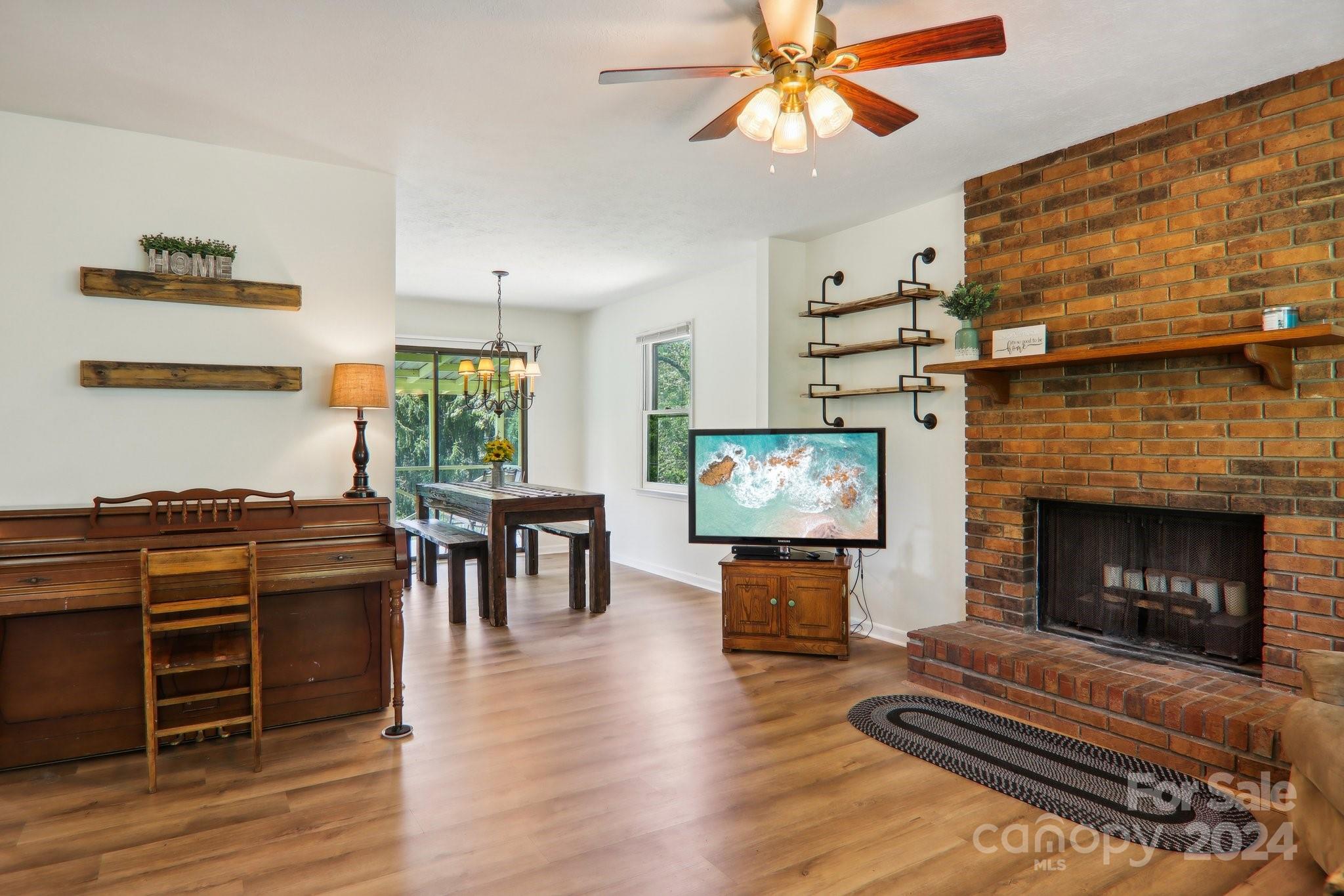 26 Melton Rd Extension Candler, NC 28715 - Photo 4 of 42 Gallery Image 4
