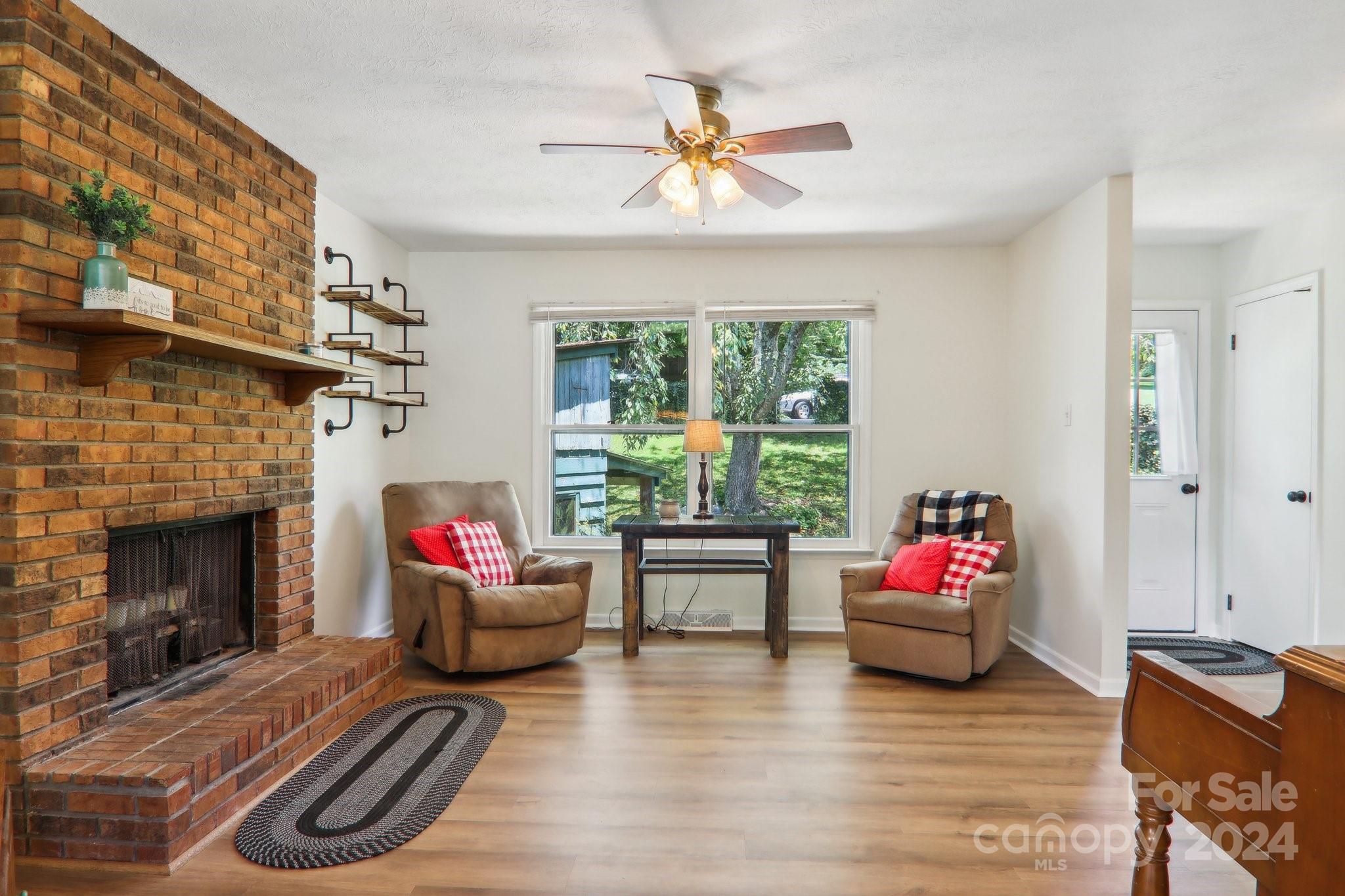 26 Melton Rd Extension Candler, NC 28715 - Photo 6 of 42 Gallery Image 6