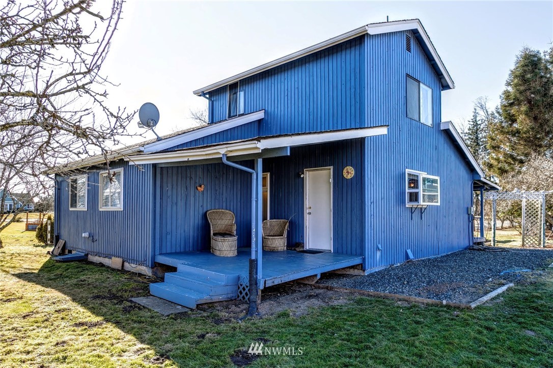 4384 Rural Avenue Bellingham, WA 98226 - Photo 2 of 24