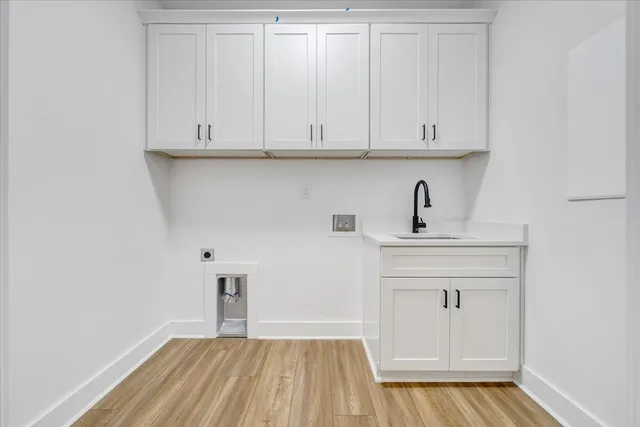 a view of a lake with houses