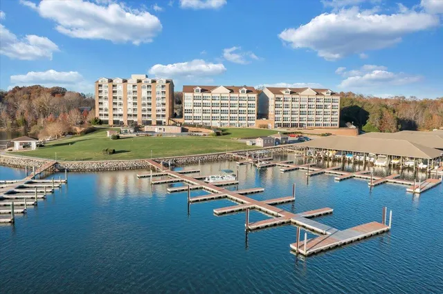 $899,000 | Undisclosed Address, Huddleston, VA 24104