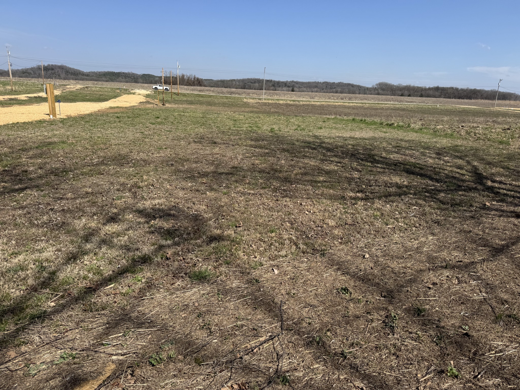 437 Hardin Btm Road Clifton, TN 38425 - Photo 8 of 35