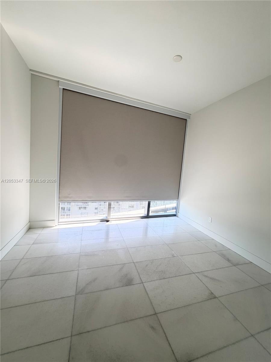 175 Southeast 25th Road, Unit 902 Miami, FL 33129 - Photo 33 of 59