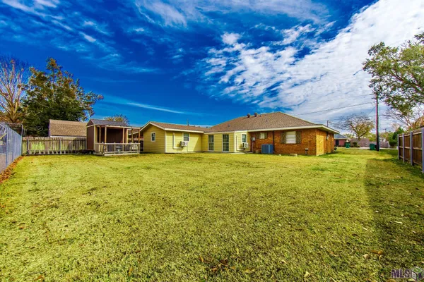 $285,000 | 818 Oak Lane, Thibodaux, LA 70301