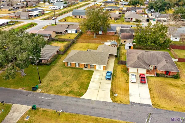 $285,000 | 818 Oak Lane, Thibodaux, LA 70301