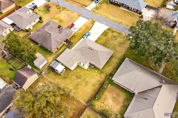 $285,000 | 818 Oak Lane, Thibodaux, LA 70301