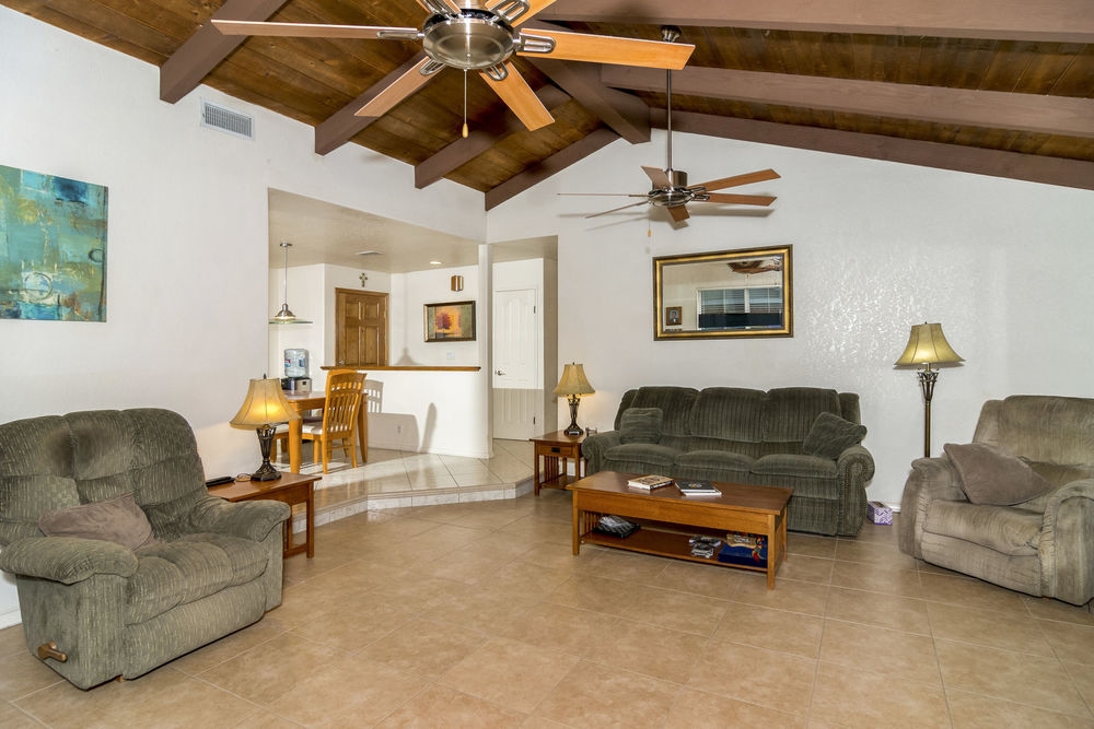 10121 Los Ranchitos Road Lakeside, CA 92040 - Photo 8 of 25 looking to dining room and entry