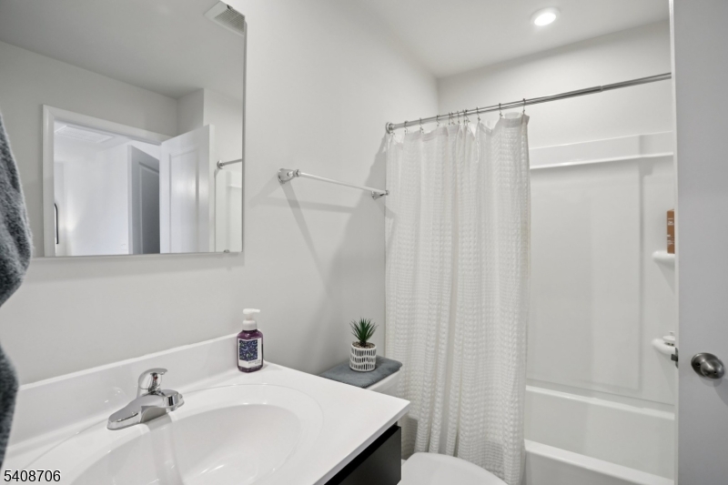 3 Limestone Boulevard Washington, NJ 07882 - Photo 18 of 23