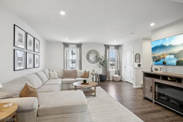 $419,900 | 3 Limestone Boulevard, Washington, NJ 07882