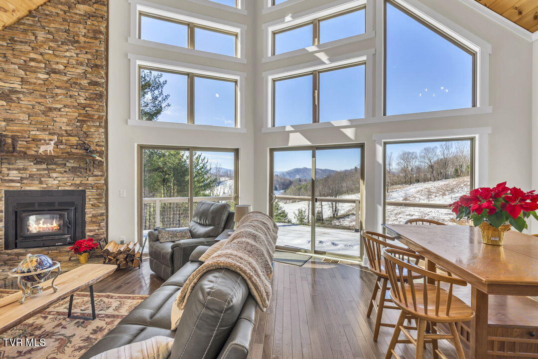 550 Ridgeview Drive Mountain City, TN 37683 - Photo 12 of 45 18-web-or-mls-A7504781