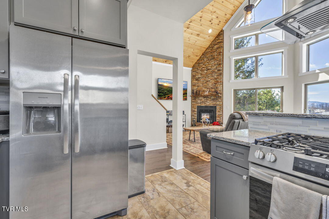 550 Ridgeview Drive Mountain City, TN 37683 - Photo 17 of 45 23-web-or-mls-A7504808