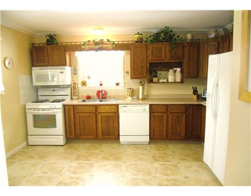 460 Davis School Road Washington, PA 15301 - Photo 7 of 18 Kitchen.