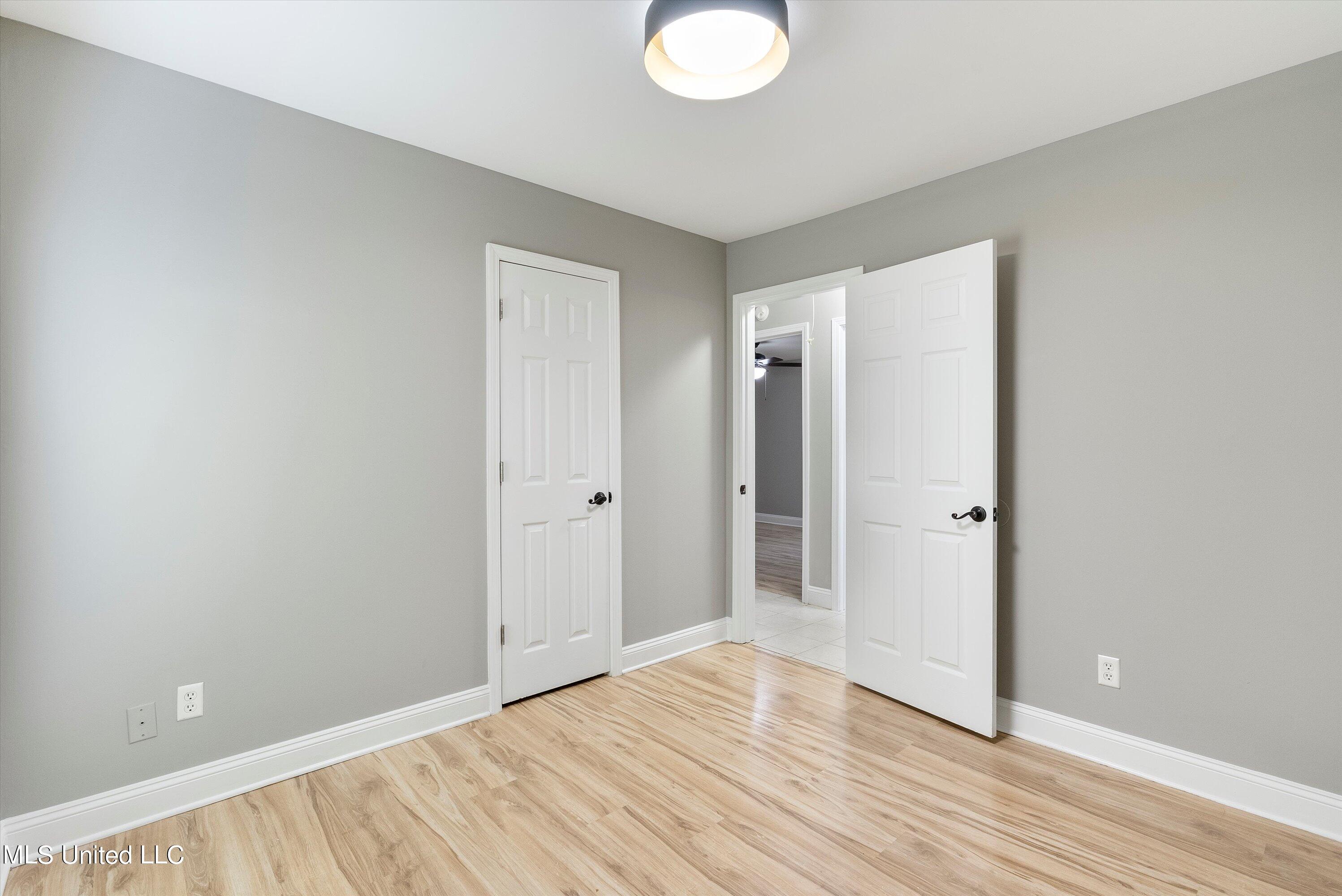 809 Old Forge Road Southaven, MS 38671 - Photo 19 of 27 Bedroom 2
