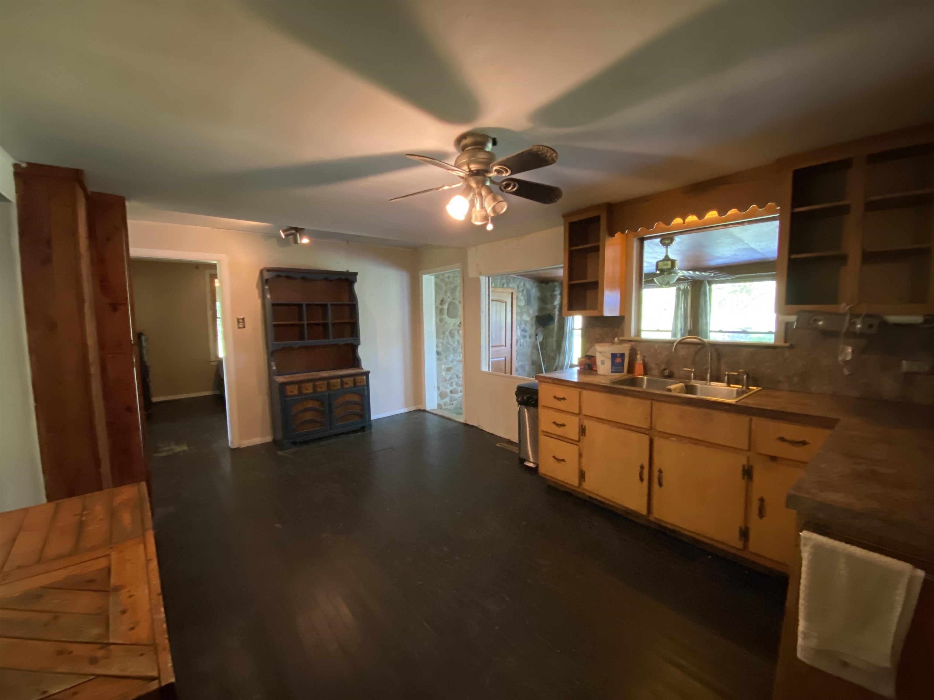 2261 Swanstra Road Gladwin, MI 48624 - Photo 7 of 59 1900184-6.JPG