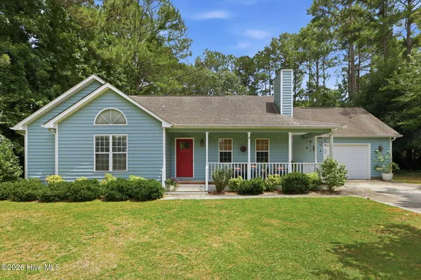 $380,000 | 131 Silver Creek Drive, Swansboro, NC 28584