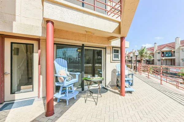 $229,999 | 7312 Seawall Boulevard, Unit 103, Galveston, TX 77551