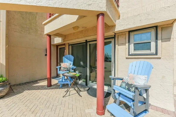 $229,999 | 7312 Seawall Boulevard, Unit 103, Galveston, TX 77551