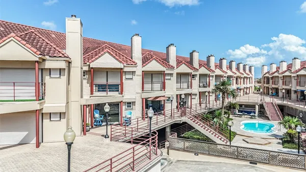 $229,999 | 7312 Seawall Boulevard, Unit 103, Galveston, TX 77551