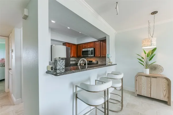 $229,999 | 7312 Seawall Boulevard, Unit 103, Galveston, TX 77551