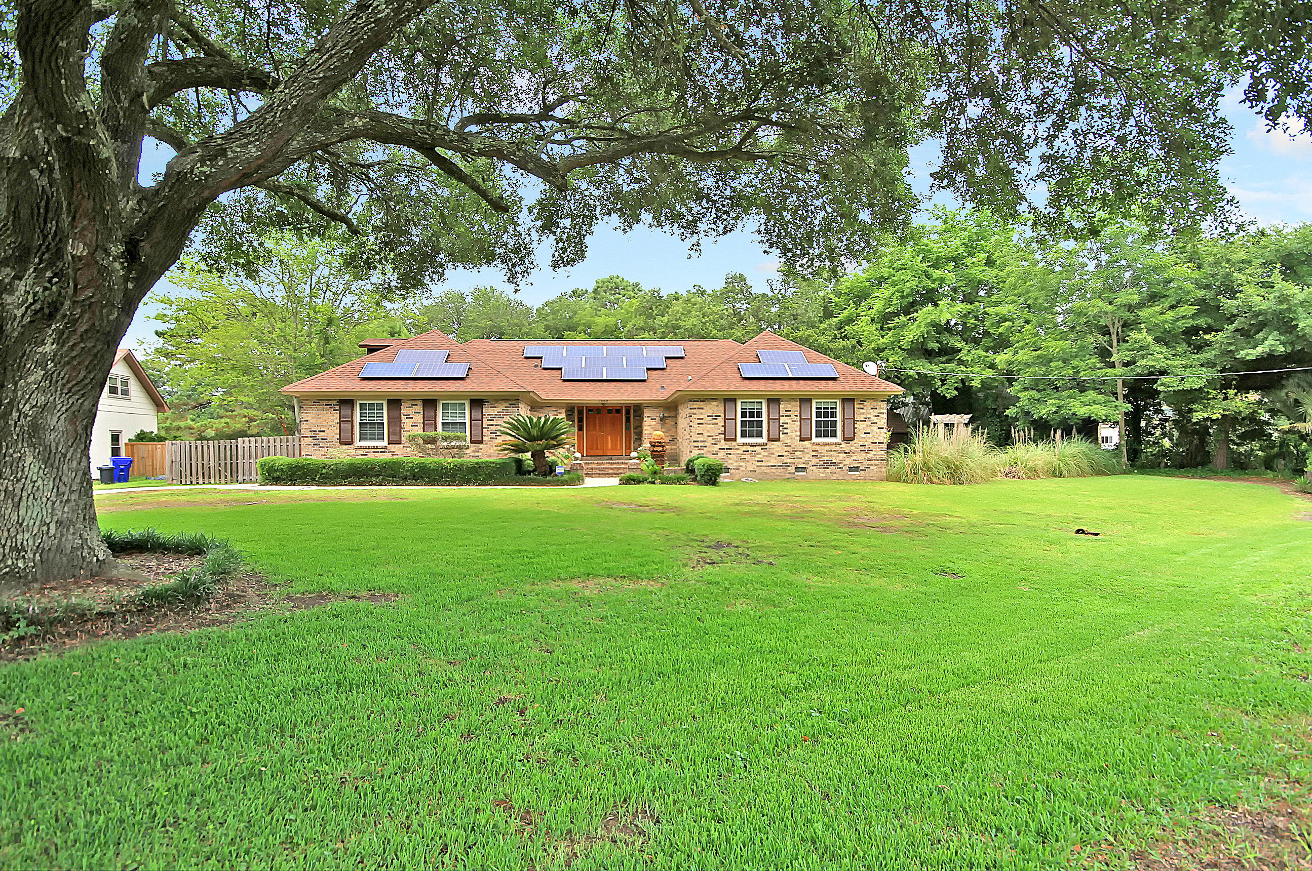 1260 Cornwallis Road Charleston, SC 29412 - Photo 3 of 28 IMG_6941 copy