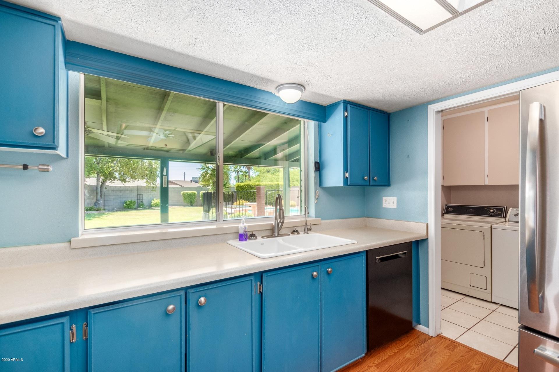 3859 West Dalphin Road Phoenix, AZ 85051 - Photo 16 of 55 0018-Dalphin 19
