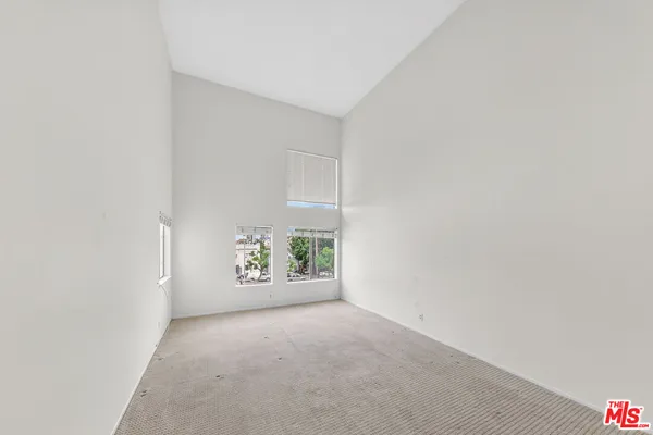 $450,000 | 1118 Valencia Street, Unit 310, Los Angeles, CA 90015