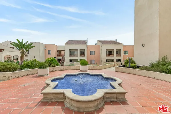 $450,000 | 1118 Valencia Street, Unit 310, Los Angeles, CA 90015