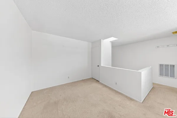 $450,000 | 1118 Valencia Street, Unit 310, Los Angeles, CA 90015