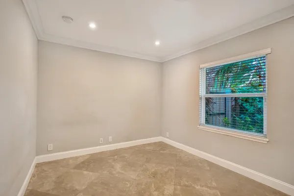 $4,850 | 1145 Northeast 12th Avenue, Fort Lauderdale, FL 33304