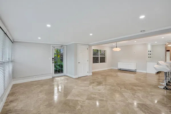 $4,850 | 1145 Northeast 12th Avenue, Fort Lauderdale, FL 33304
