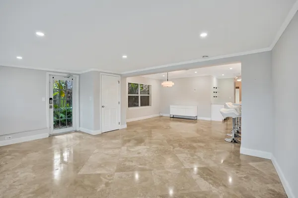 $4,850 | 1145 Northeast 12th Avenue, Fort Lauderdale, FL 33304