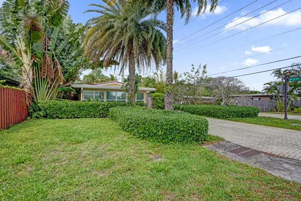 $4,850 | 1145 Northeast 12th Avenue, Fort Lauderdale, FL 33304