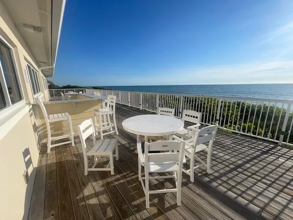 $749,000 | 140 Warsteiner Way, Unit 402, Melbourne Beach, FL 32951