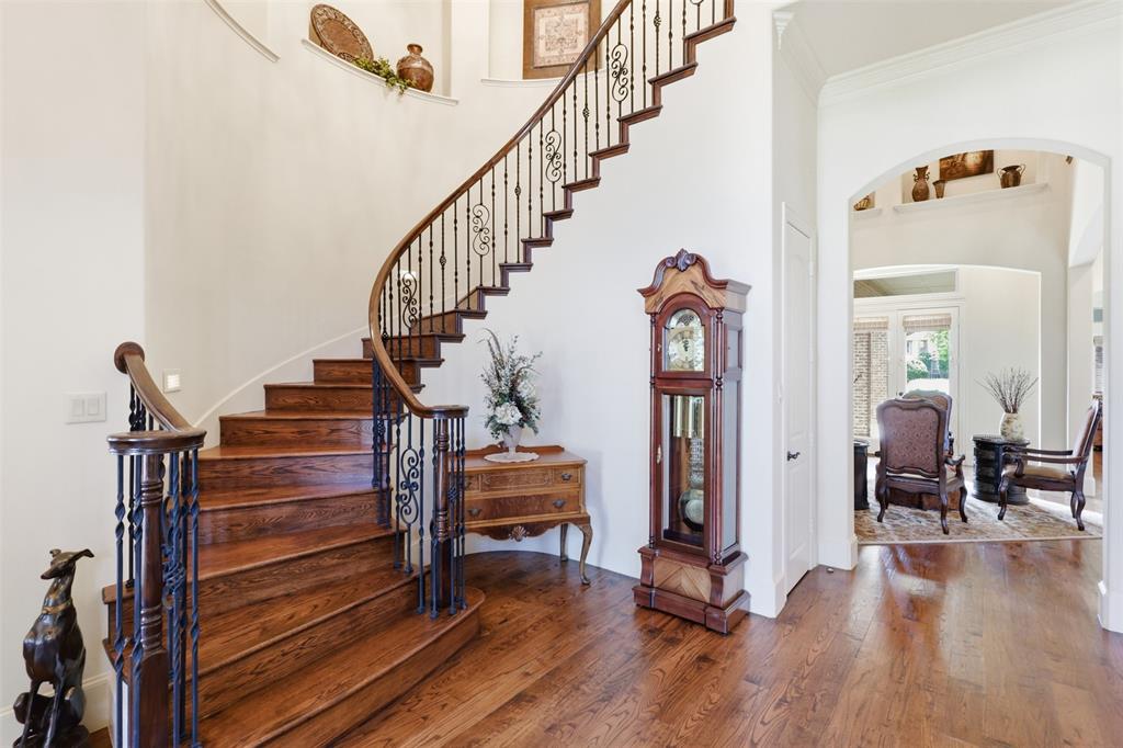 1861 Sunset Court Allen, TX 75013 - Photo 4 of 40 Soaring ceilings